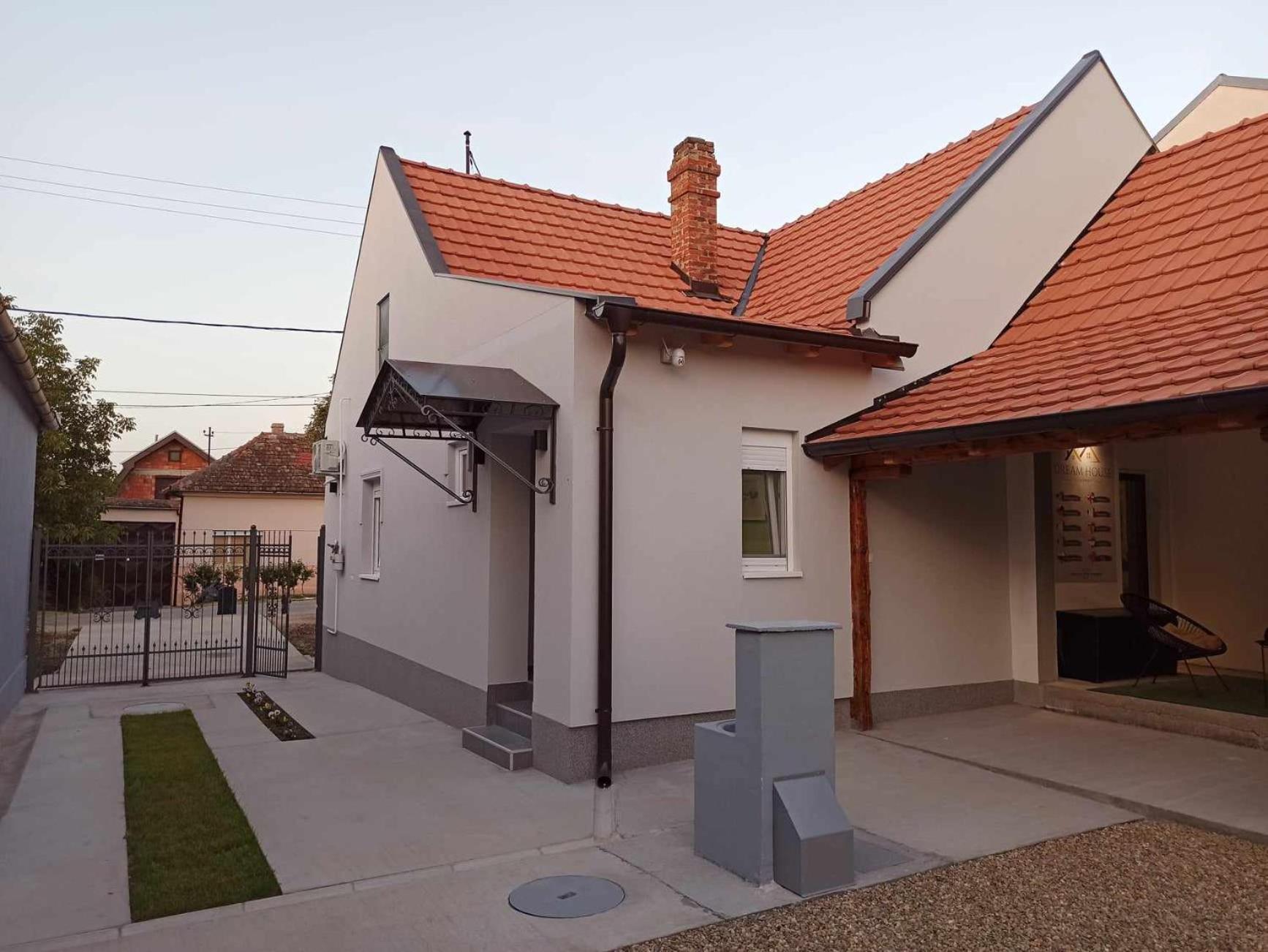 דירות ורסאק Dream House מראה חיצוני תמונה